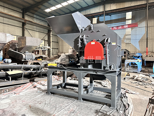 800型金屬破碎機(jī)發(fā)貨